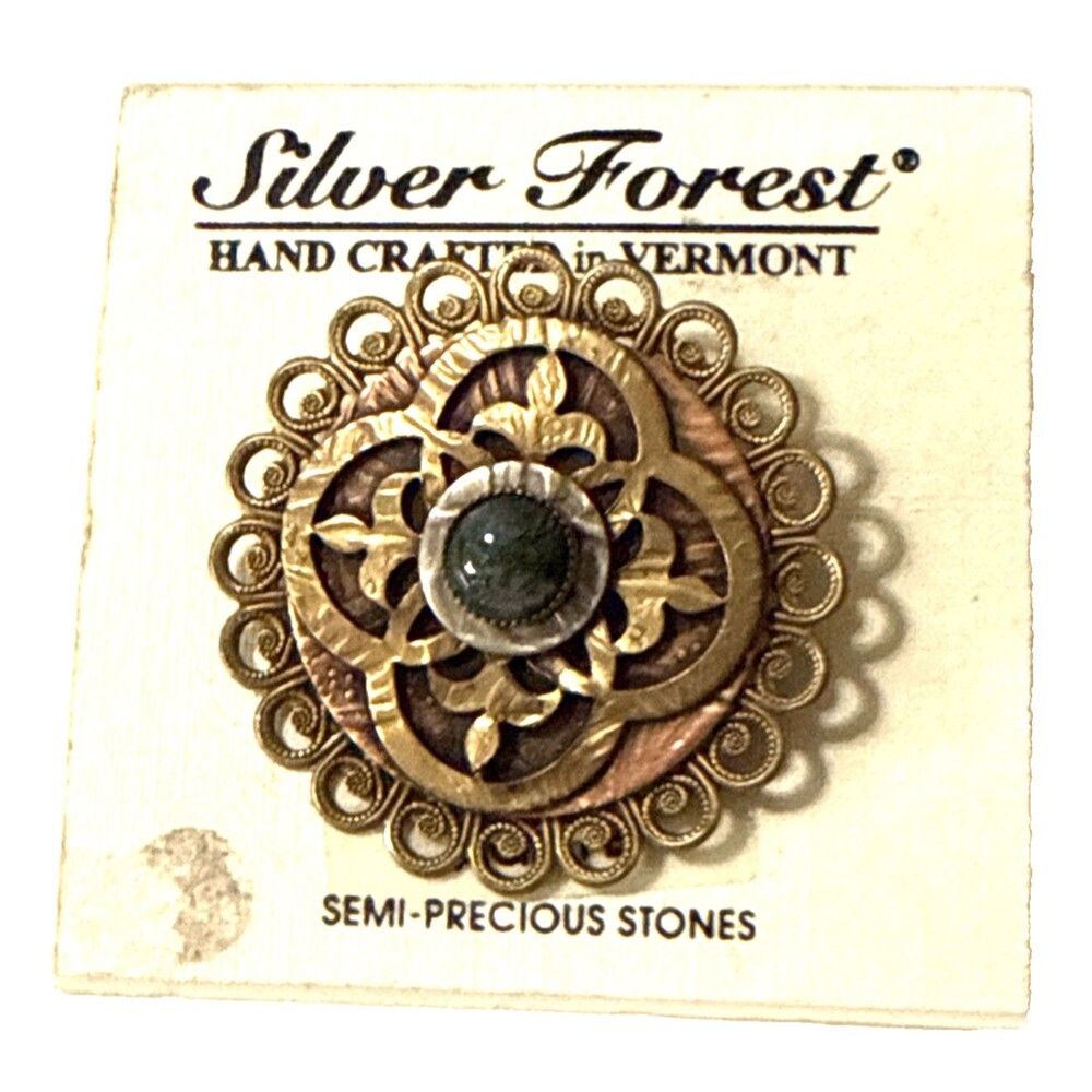 New Vintage SILVER FOREST Vermont Brooch Green Semi Precious Stone Pin Ornate